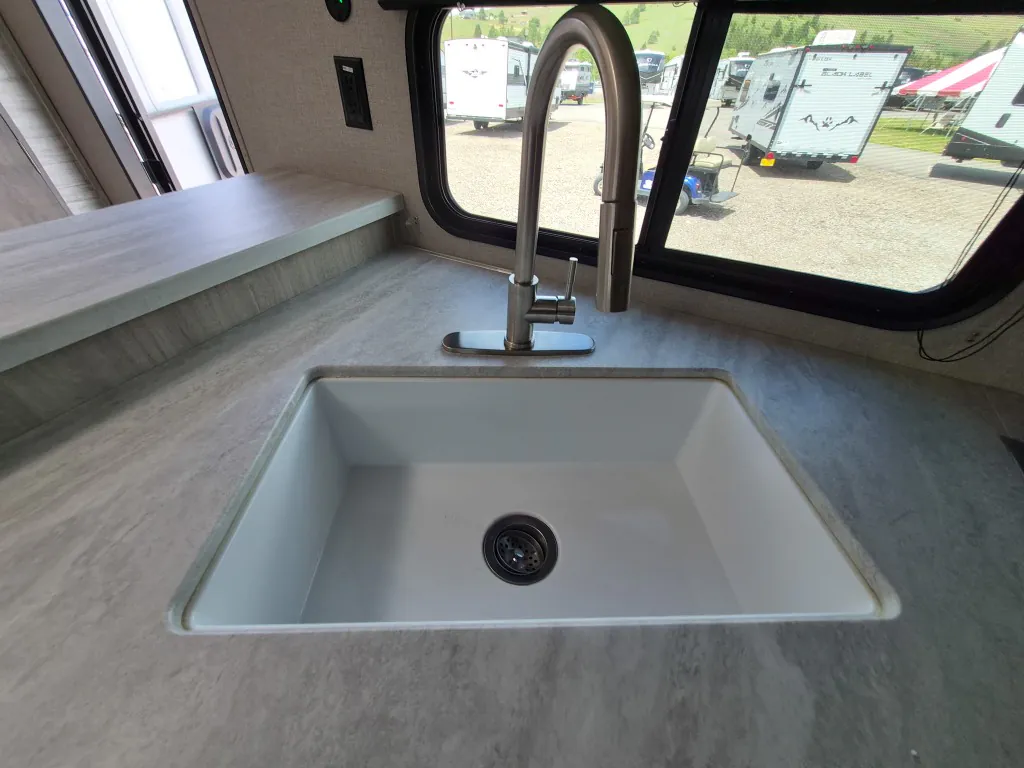 2023 Coachmen Catalina Legacy Edition 243RBS, Photos photo 14