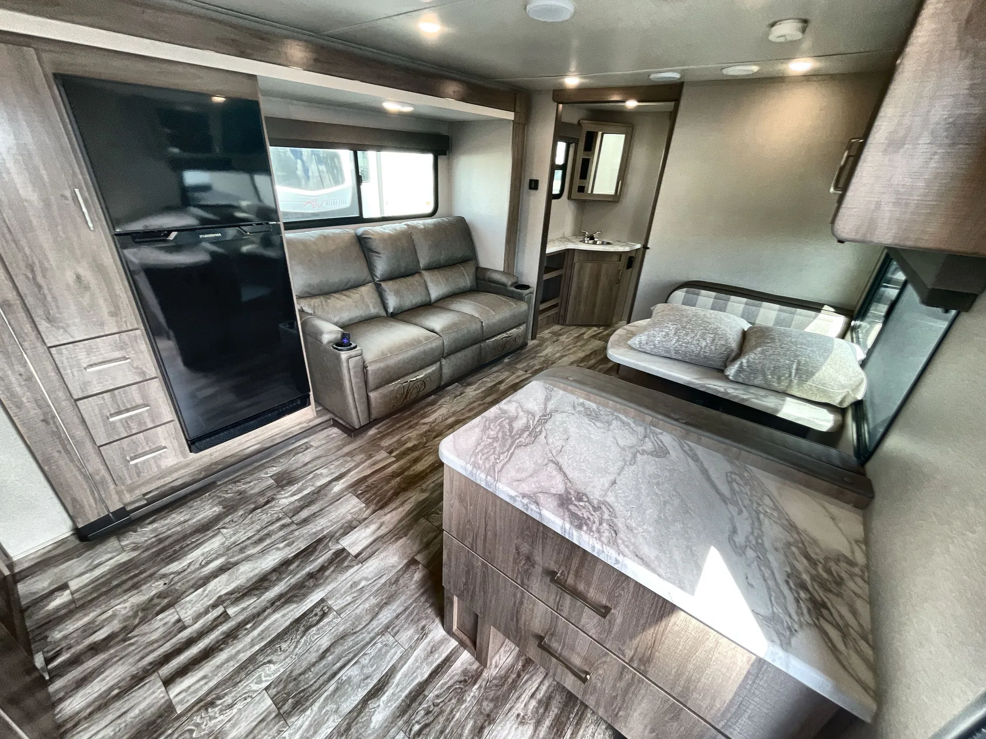 2022 Grand Design Imagine XLS 23LDE — living area main