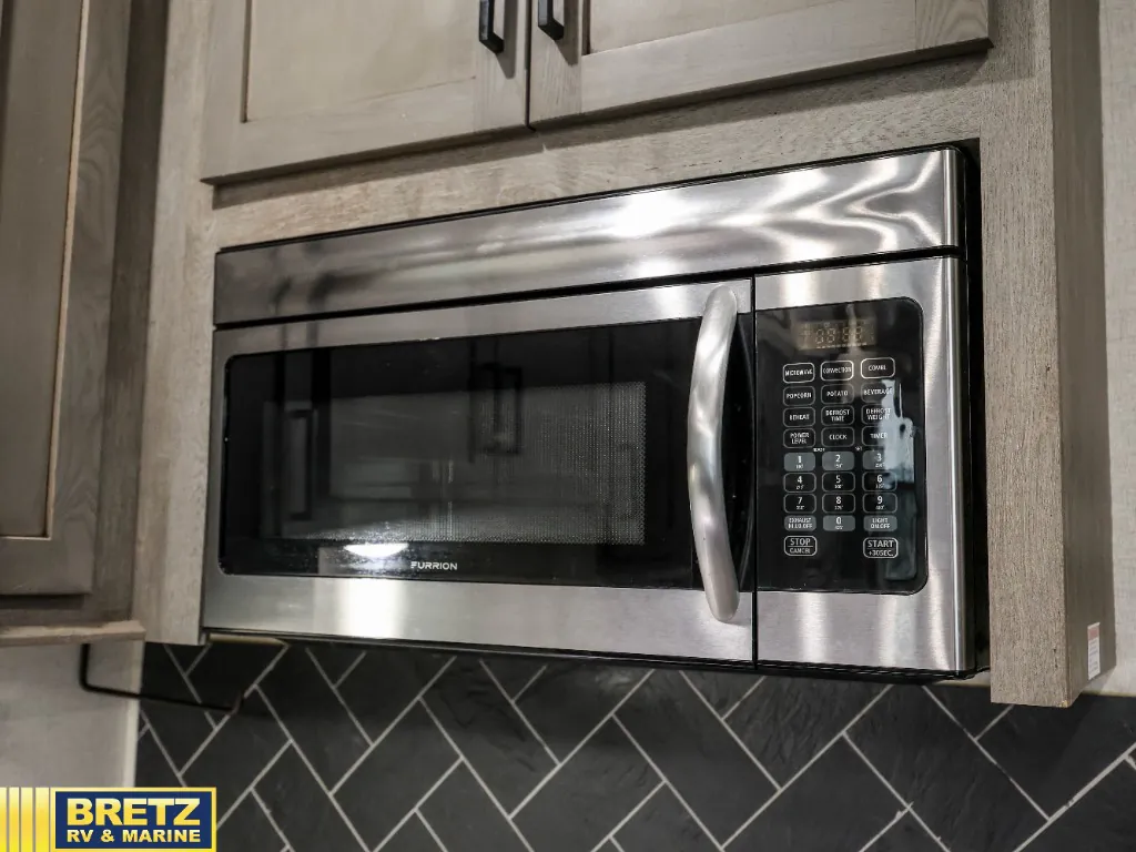 2021 Keystone Raptor 423, Photos photo 17