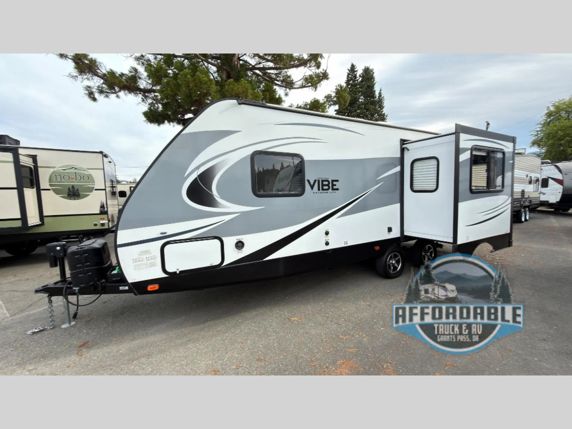 2018 Forest River Vibe Extreme Lite 224RLS dealer photo 2 from Affordable Truck & Rv
