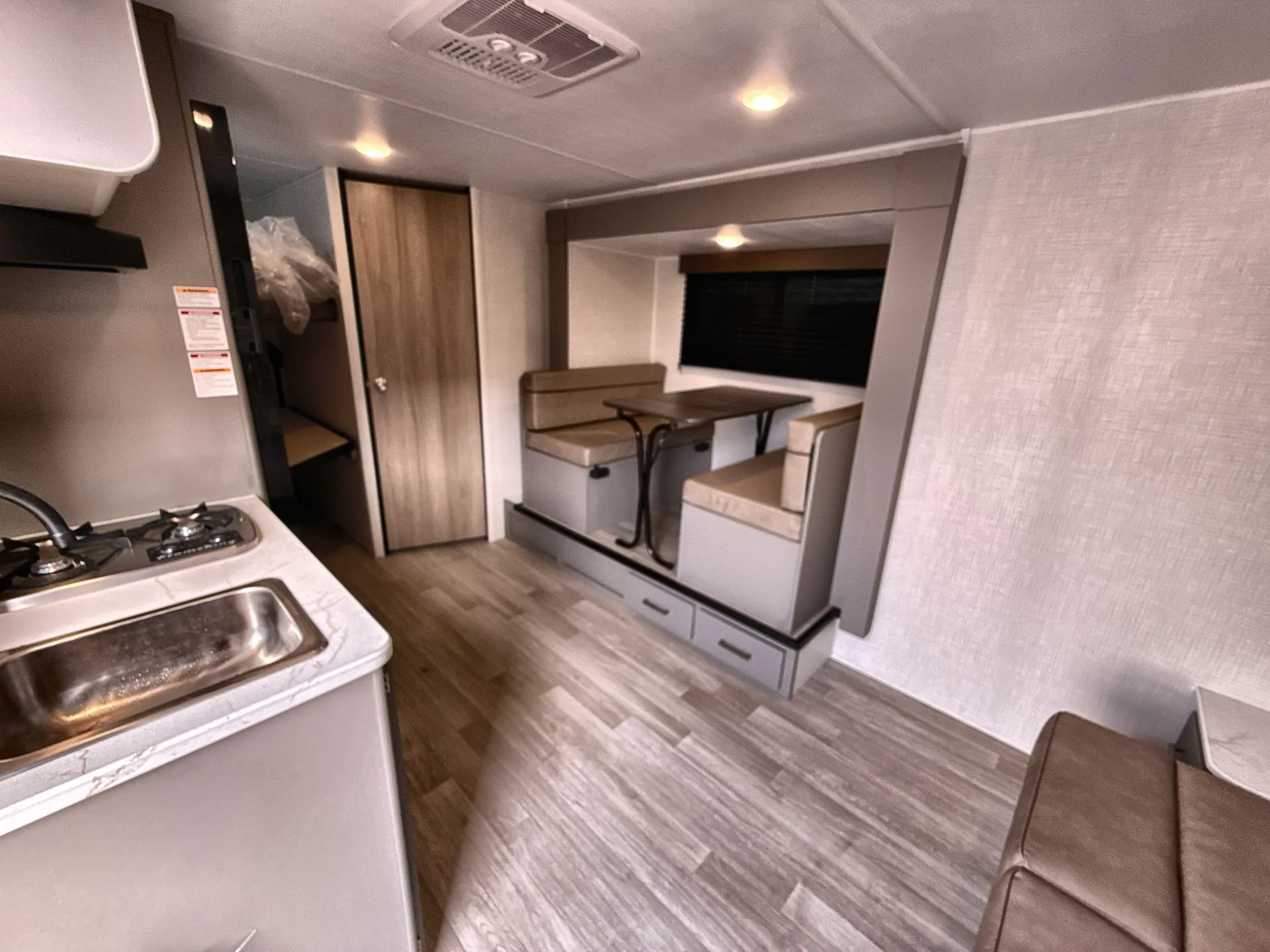 2026 Keystone Hideout 181BH — living area main