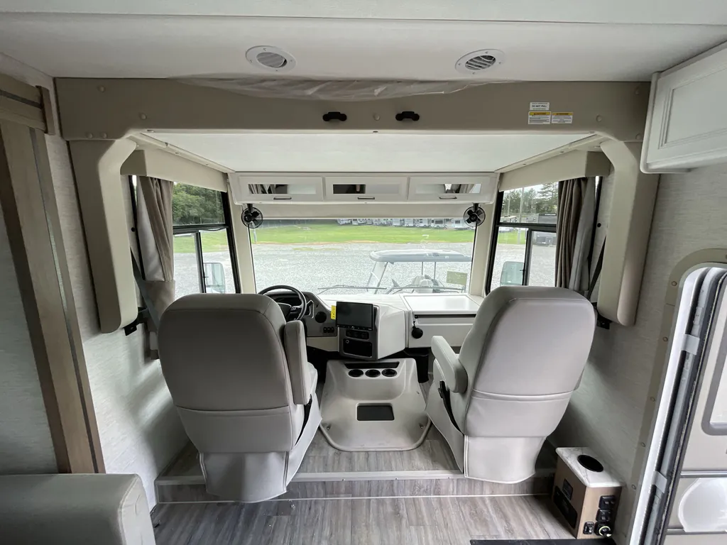 2026 Thor Motor Coach Freedom Traveler A29, Photos photo 10