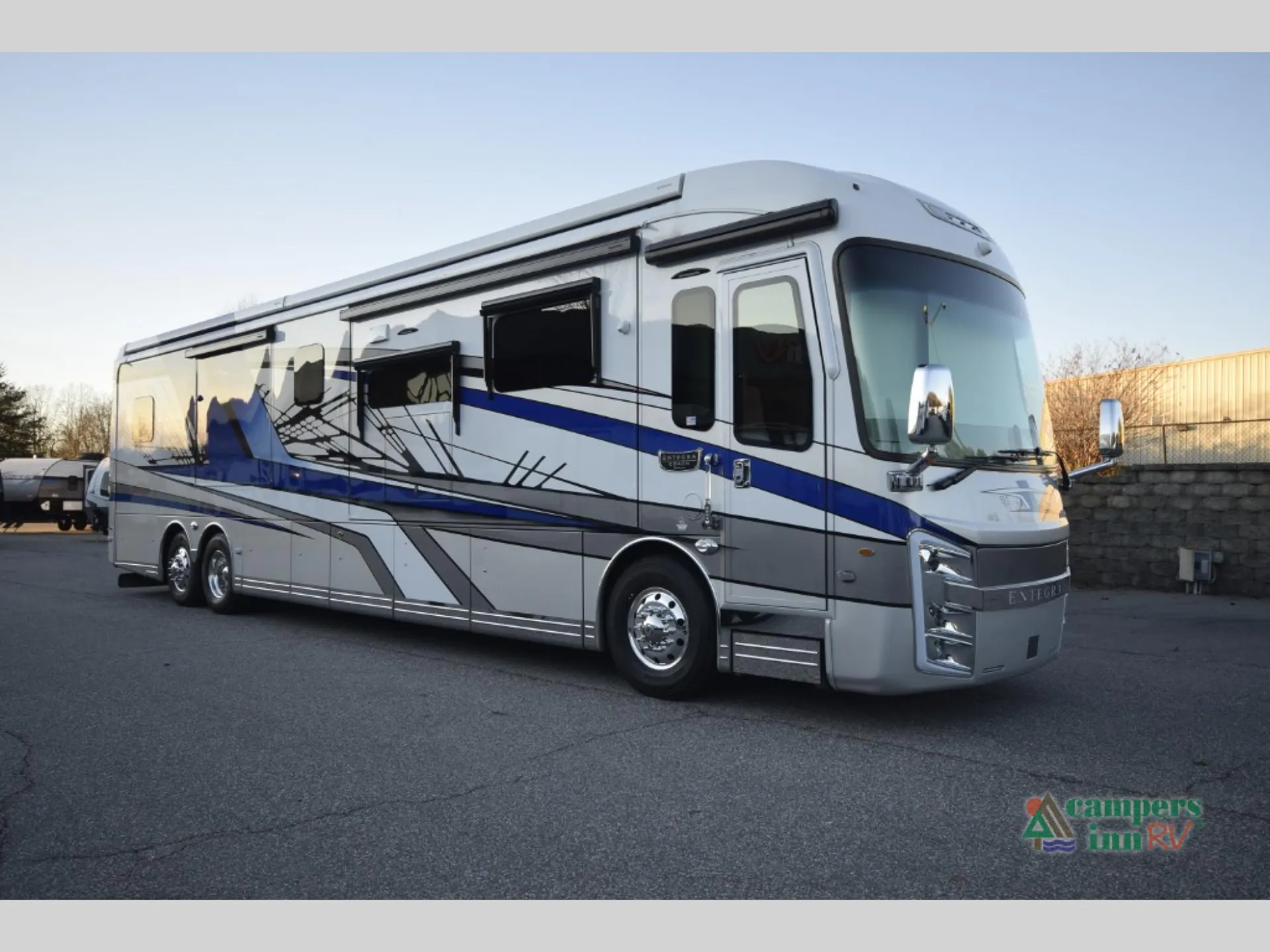 2025 Entegra Coach Cornerstone 45W - Photo 3