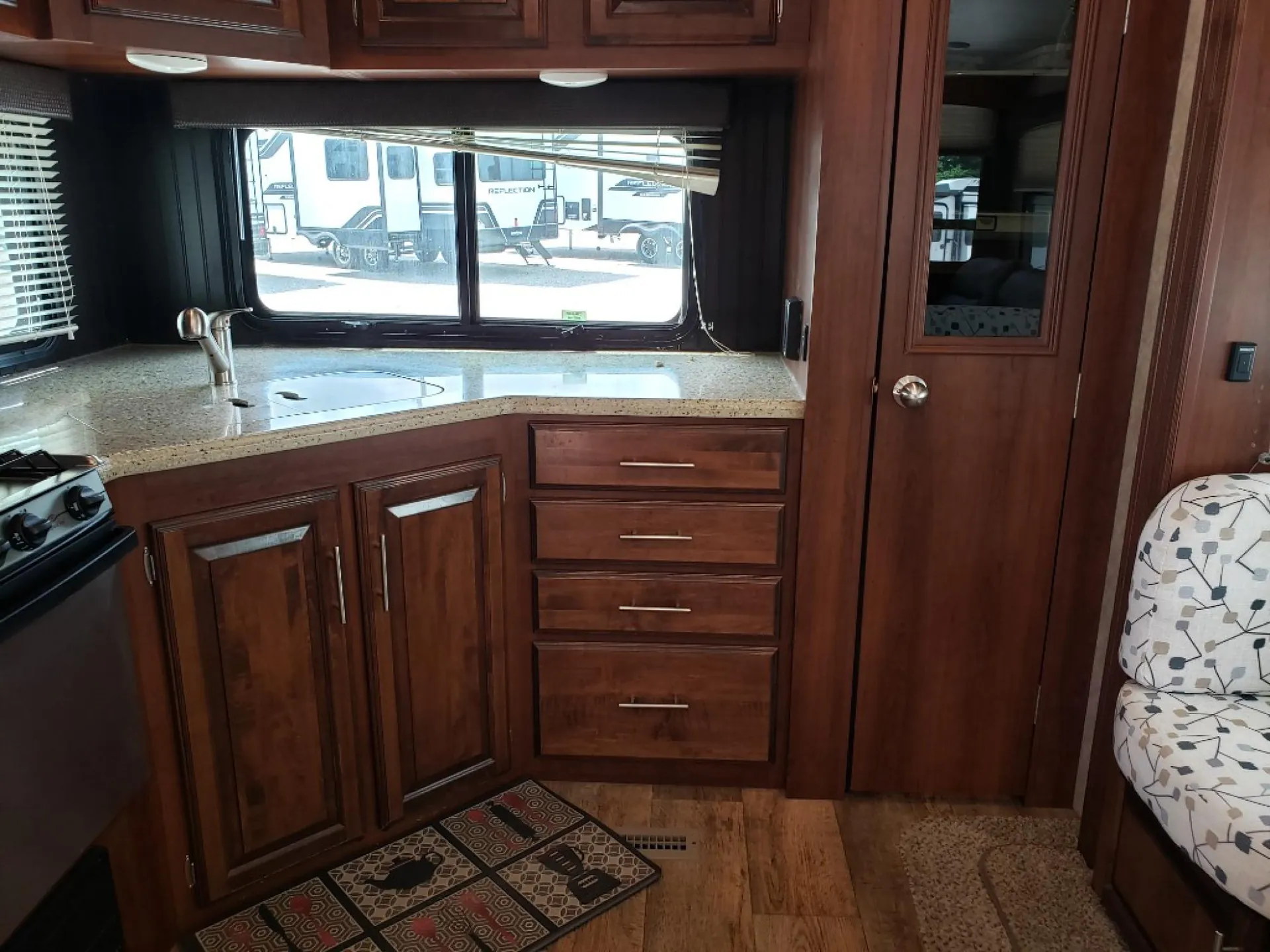 2017 Jayco Eagle 293RKDS - Photo 3