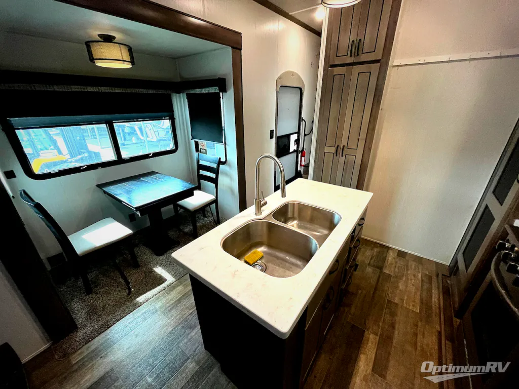 2021 Forest River Cedar Creek 385TH, Photos photo 8