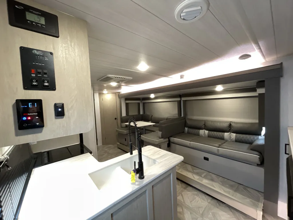 2024 Forest River Salem Cruise Lite 273QBXL, Photos photo 2