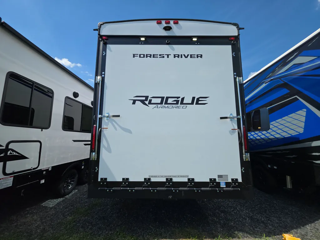 2026 Forest River Vengeance Rogue Armored 341GS11, Photos photo 7
