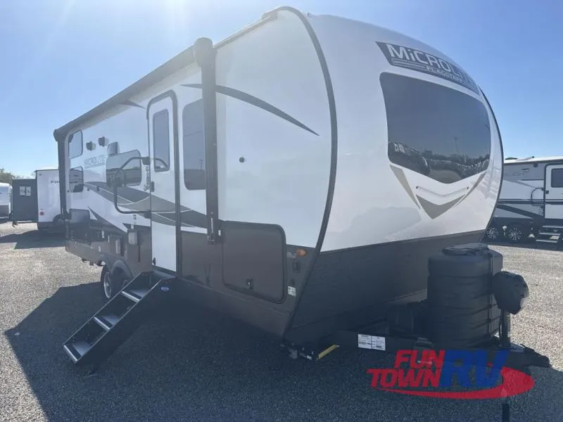 2025 Forest River Flagstaff Micro Lite 25BRDS - Photo 2