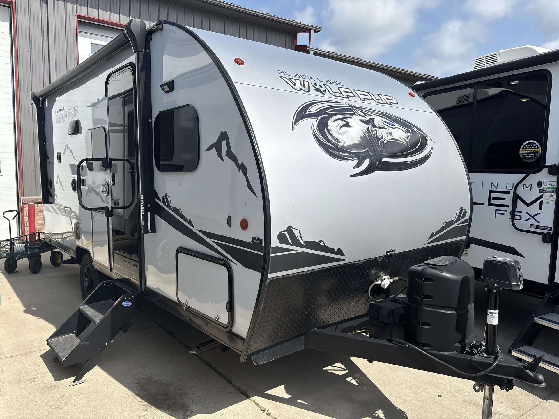 2022 Forest River Cherokee Wolf Pup Black Label 16BHSBL - Photo 2
