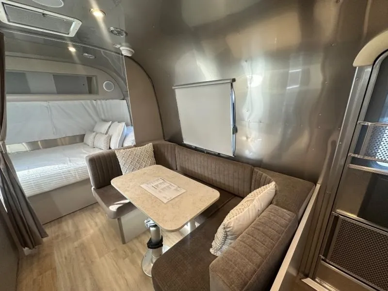 2026 Airstream Caravel 22FB - Photo 2