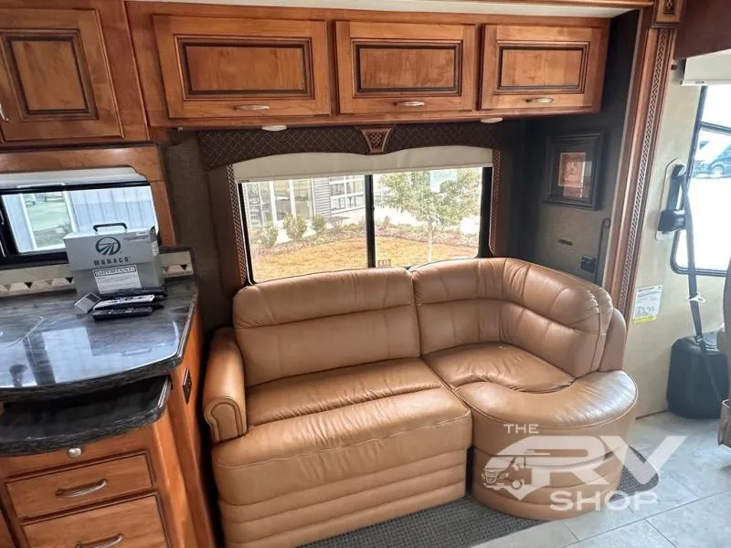 2013 Monaco Diplomat 43 DFT - Photo 3