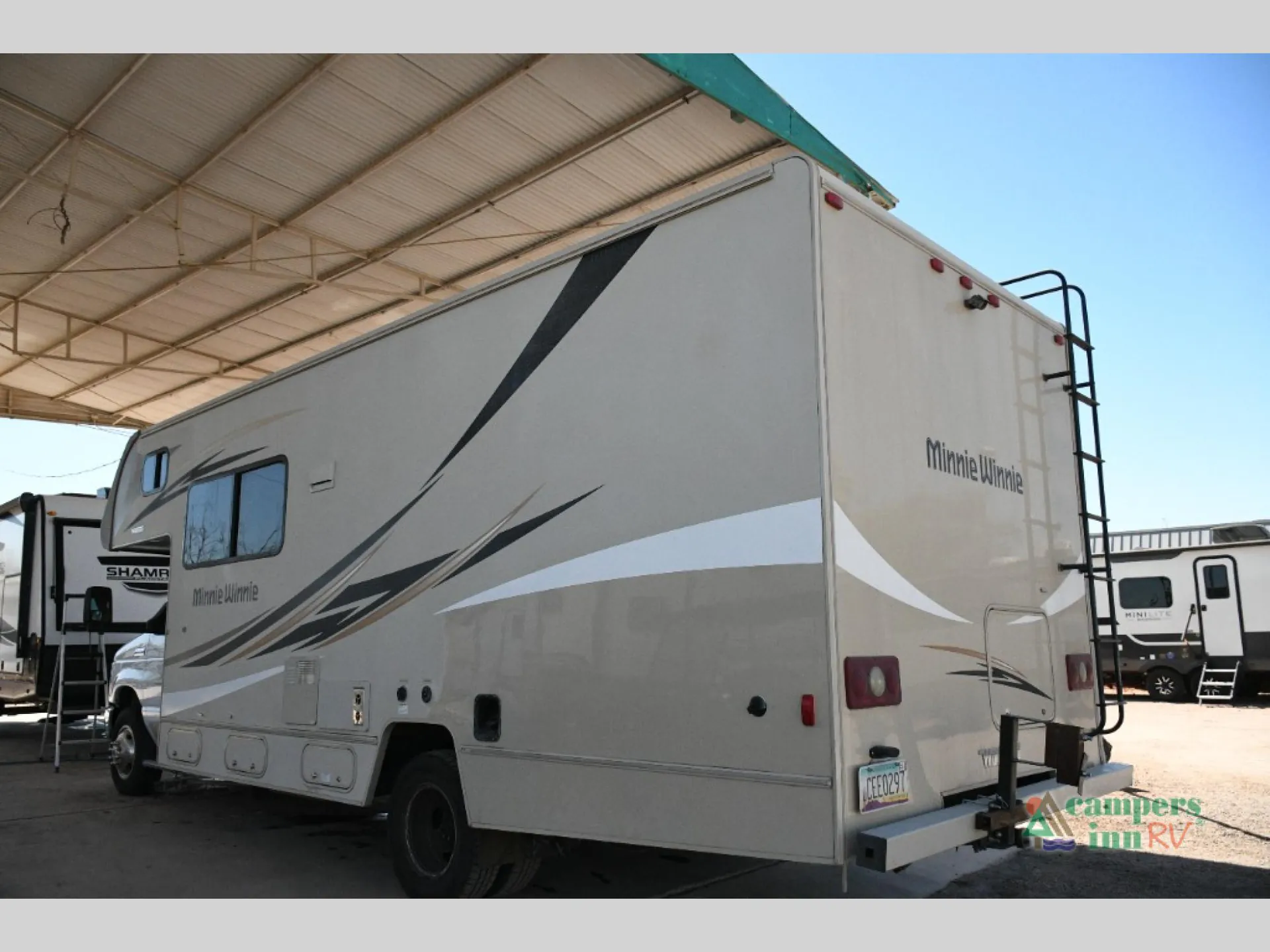 2017 Winnebago Minnie Winnie 25B - Photo 3
