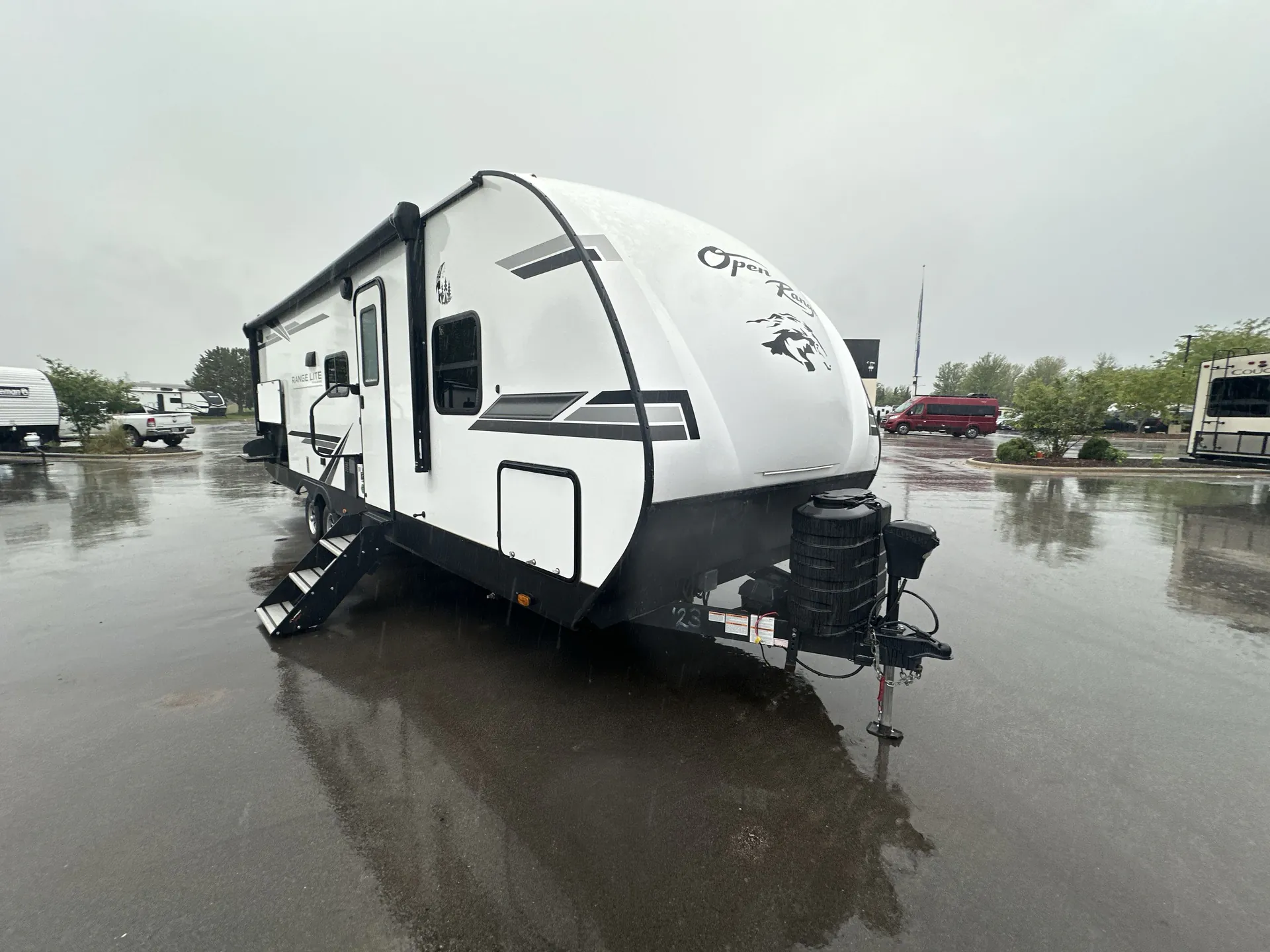 2023 Highland Ridge Range Lite 261BH - Photo 2