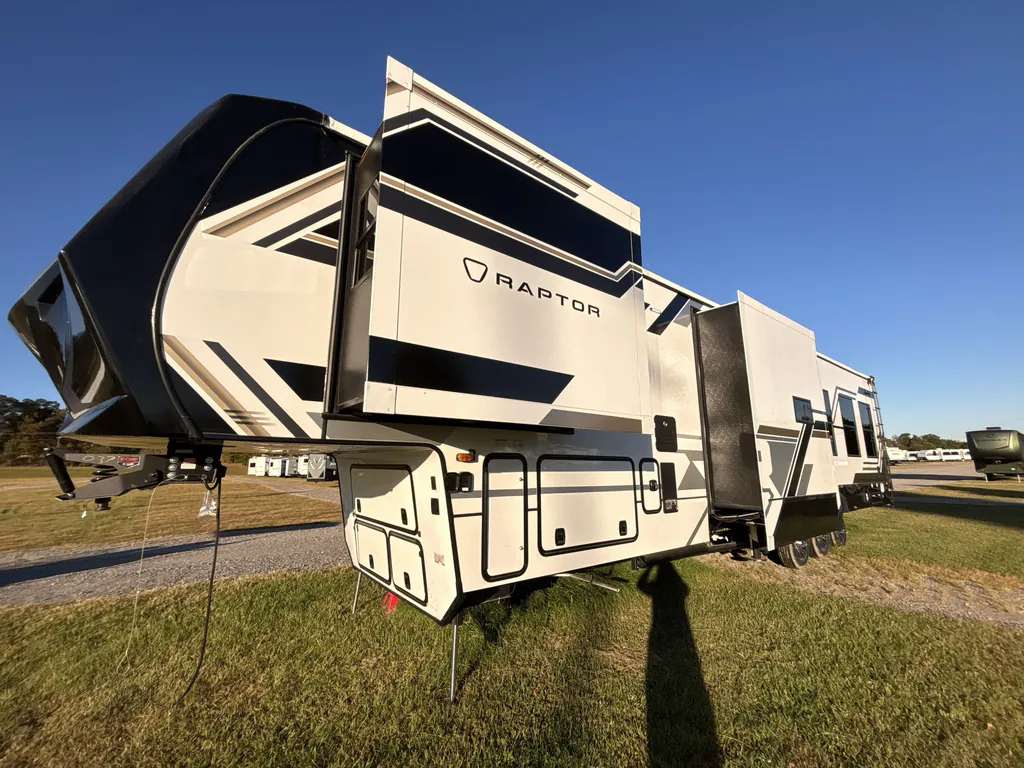 2026 Keystone Raptor 415, Photos photo 6