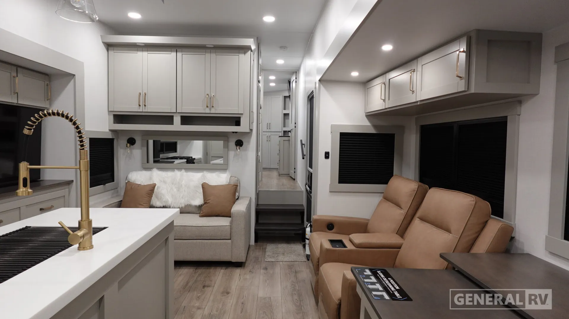 2027 Brinkley Model Z 3420 - Photo 3