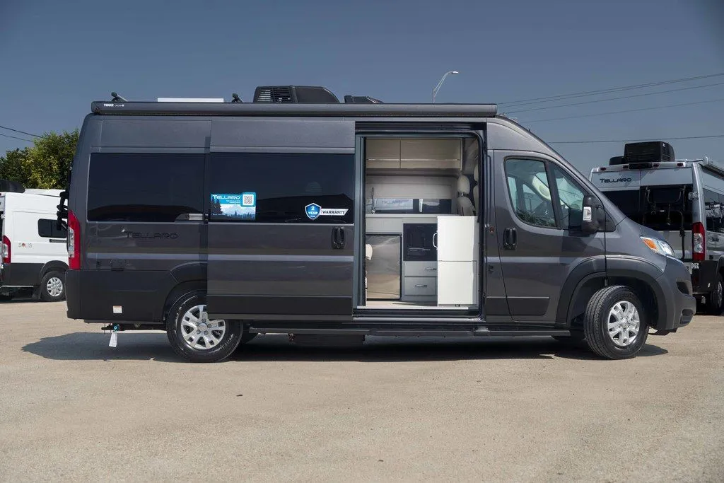 2024 Thor Motor Coach Tellaro 20L - Photo 3