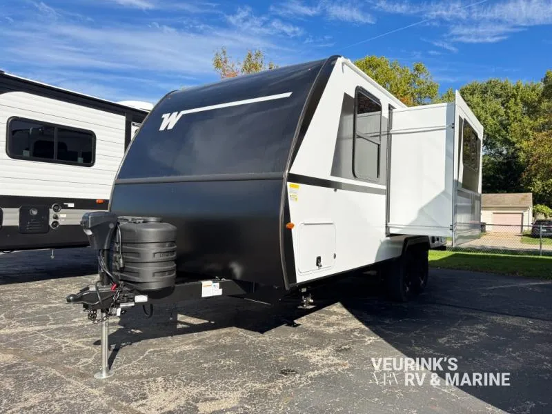 2026 Winnebago Micro Minnie 2108DS - Photo 3