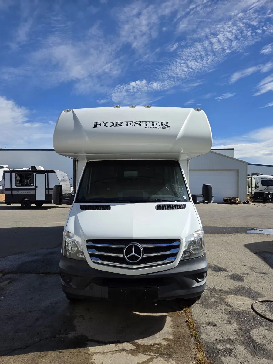 2016 Forest River Forester MBS 2401R - Photo 3