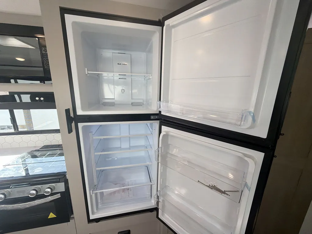 2027 Jayco Jay Feather 29BHB, Photos photo 5