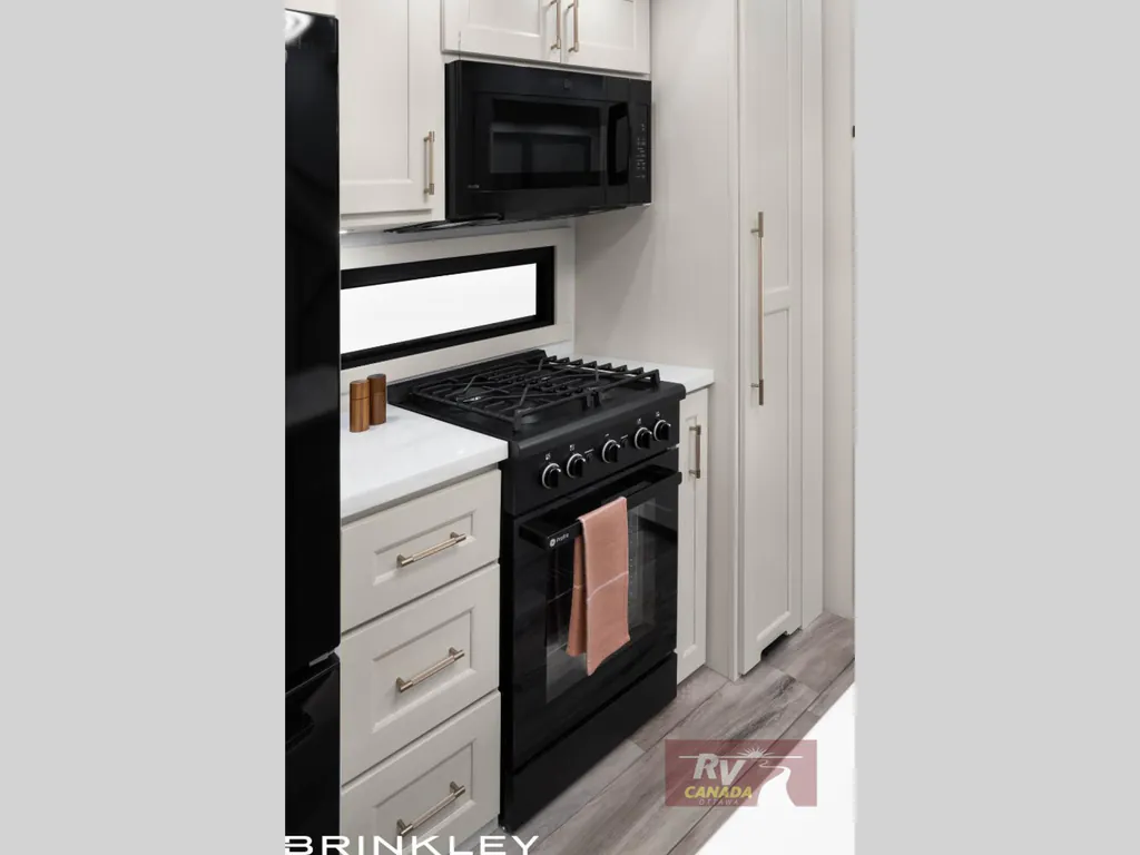 2027 Brinkley Model R 3710, Photos photo 15
