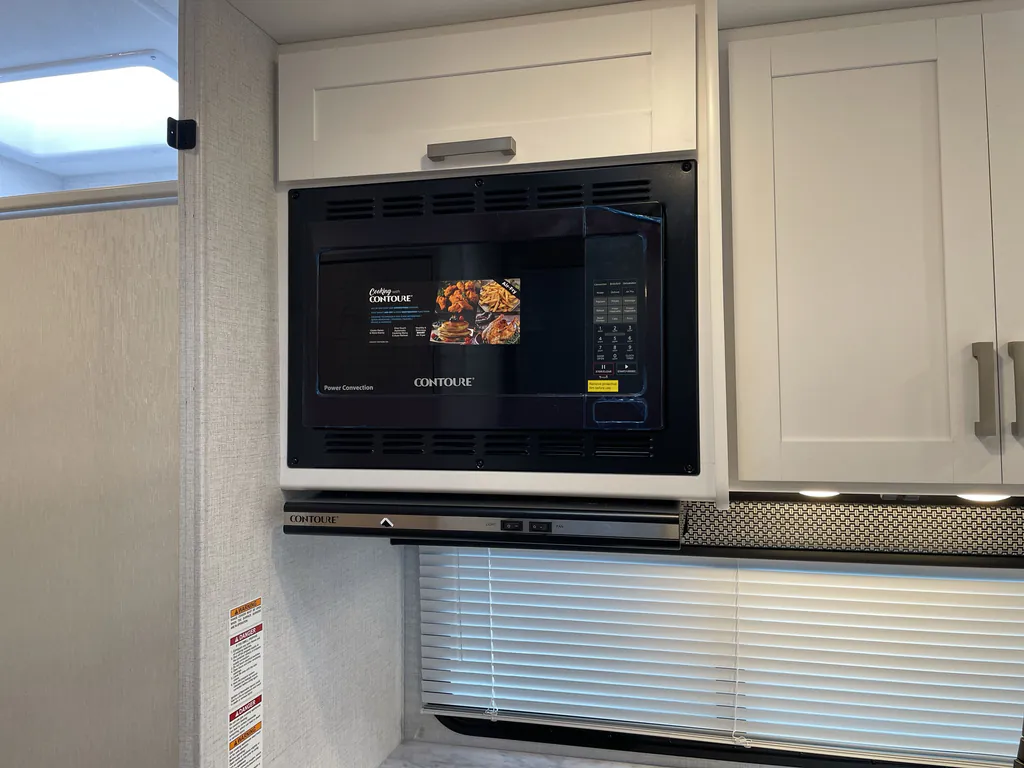 2026 Thor Motor Coach Freedom Elite 28HZ, Photos photo 11