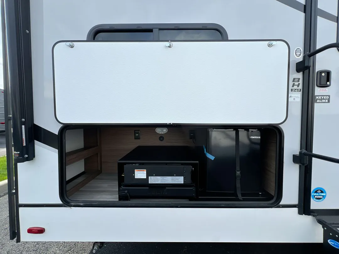 2025 Alliance RV Delta BH241 - Photo 2