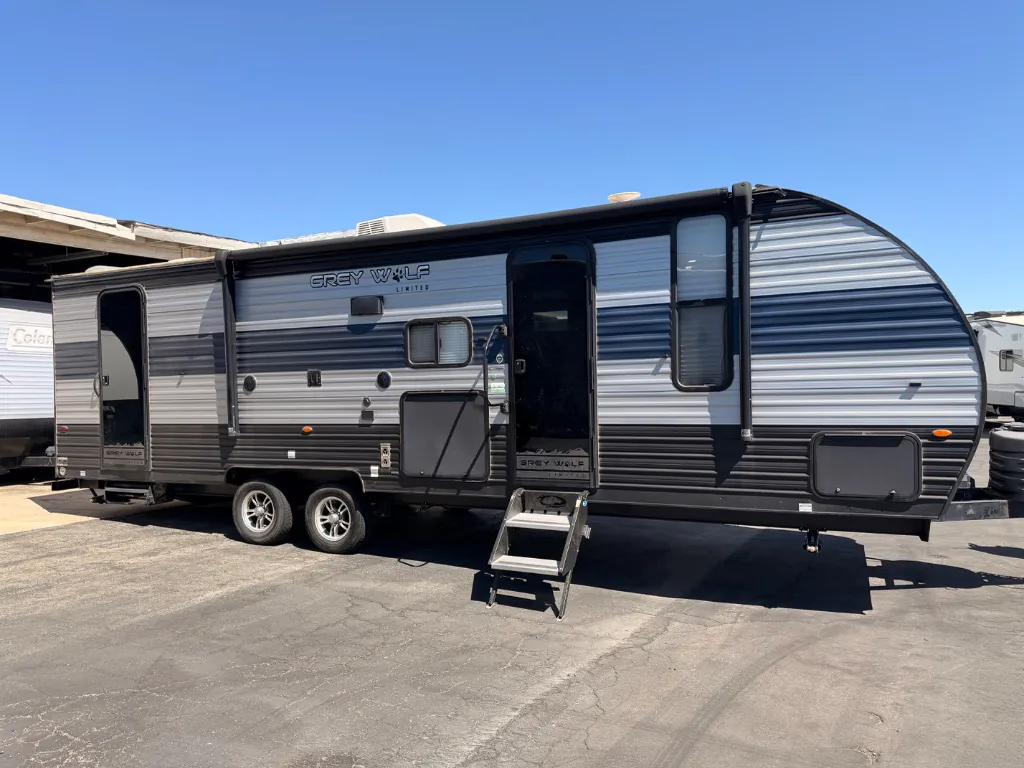 2022 Forest River Cherokee Grey Wolf 26DBH - Photo 4
