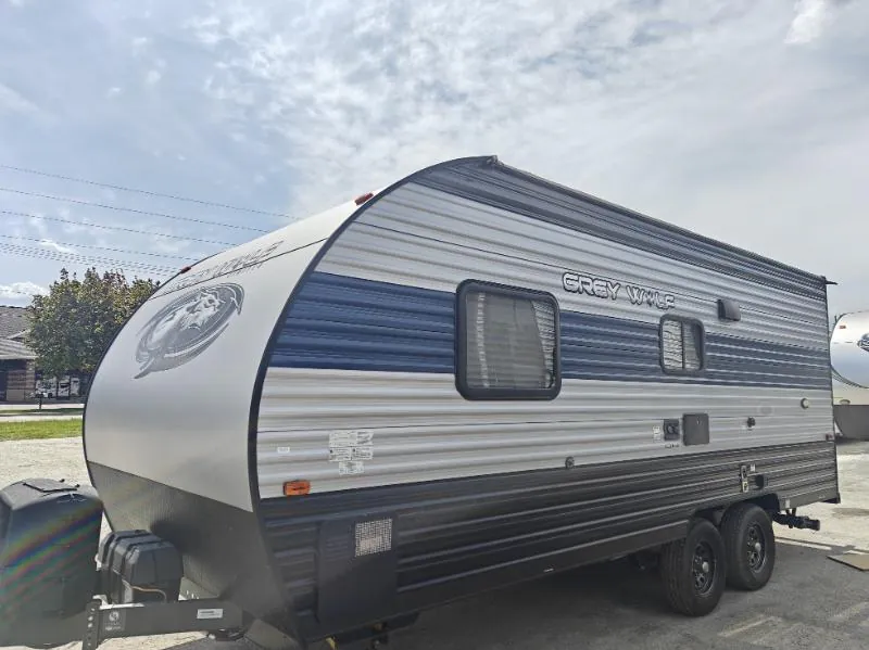 2021 Forest River Cherokee Grey Wolf 18MT - Photo 2