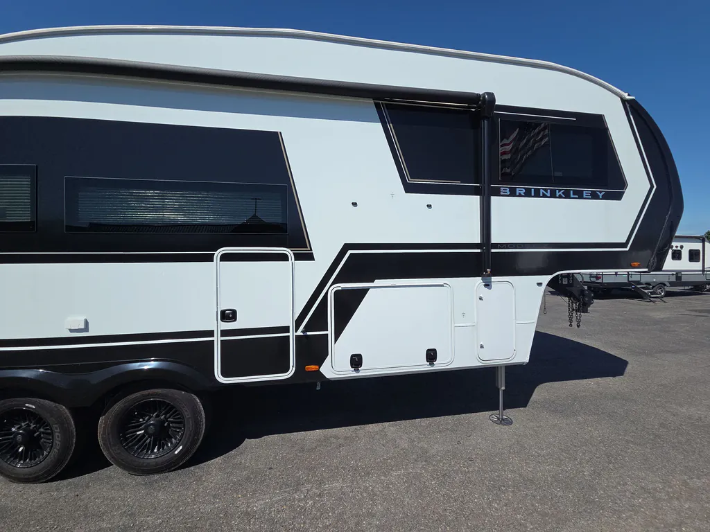 2025 Brinkley Model Z 2670, Photos photo 28