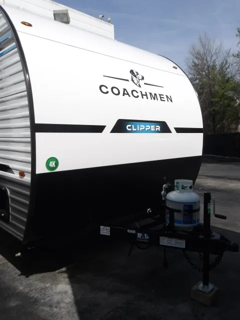 2026 Coachmen Clipper 18DBS - Photo 3