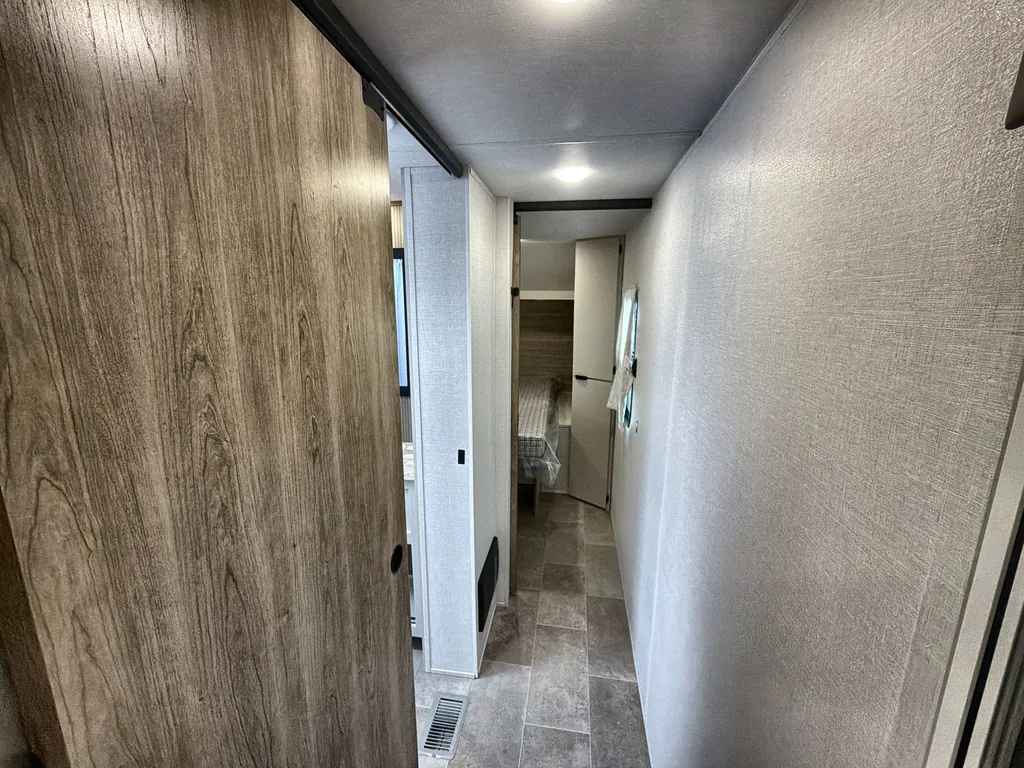 2026 Forest River Airelume 270, Photos photo 5