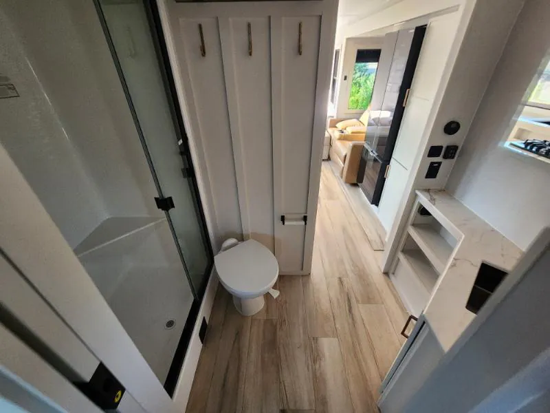 2026 Brinkley Model I 294, Photos photo 33