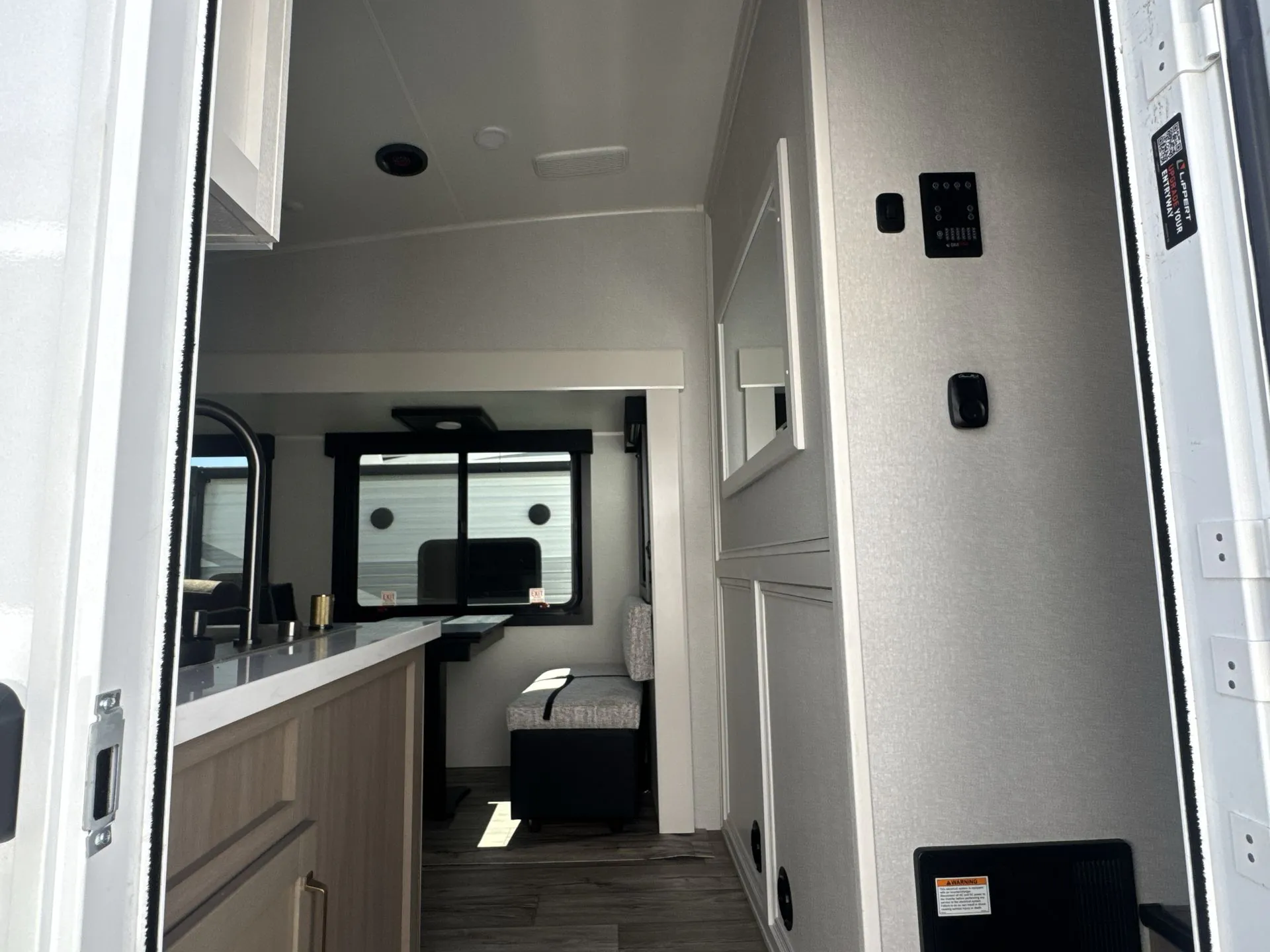 2026 Jayco Eagle HT 26REC - Photo 3