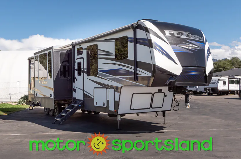 2018 Keystone Fuzion 417 — Photo 1