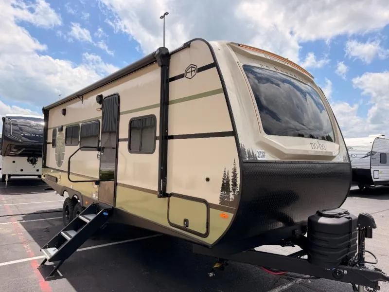2027 Forest River RV No Boundaries New    21.0 - Main photo