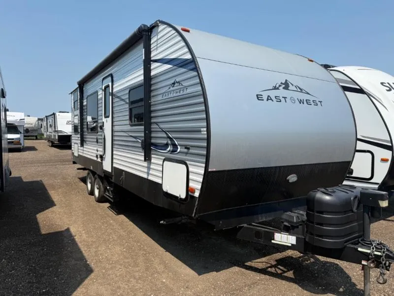 2020 East to West Della Terra 27 KNS - Photo 2