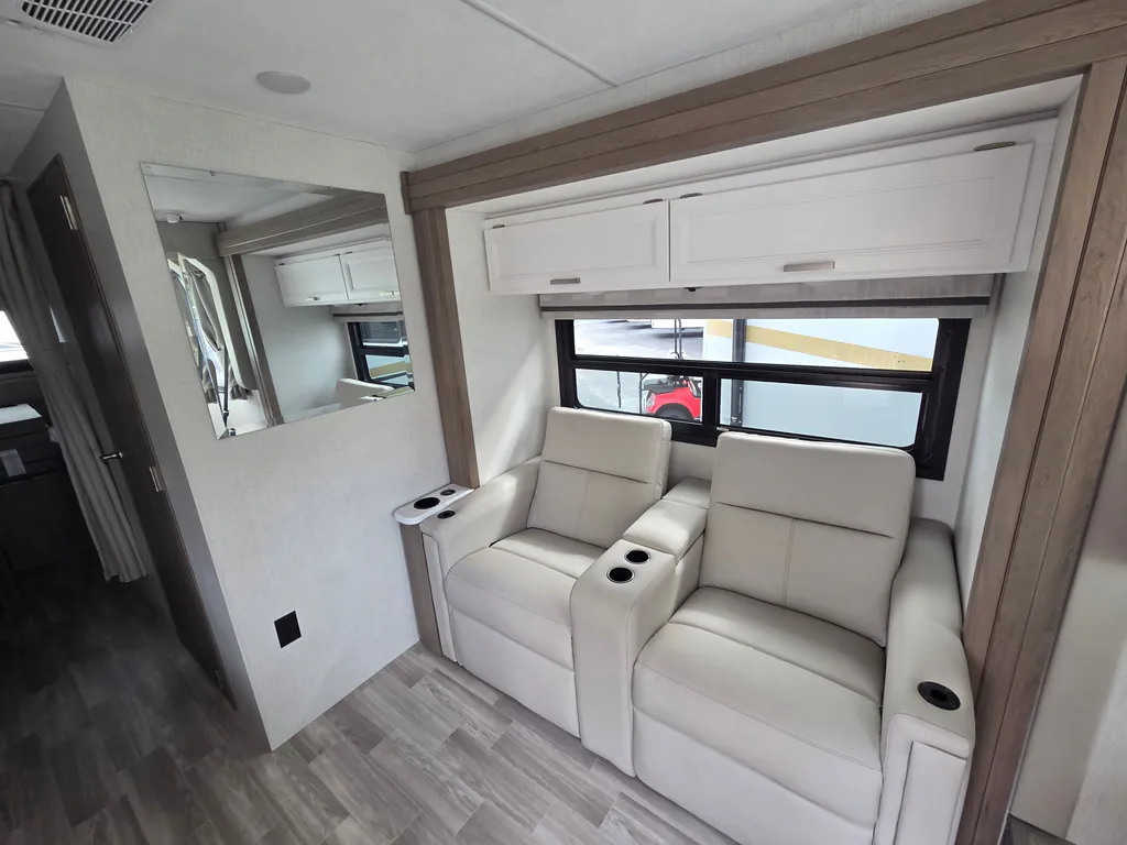 2026 Thor Motor Coach Axis 26.2, Photos photo 30