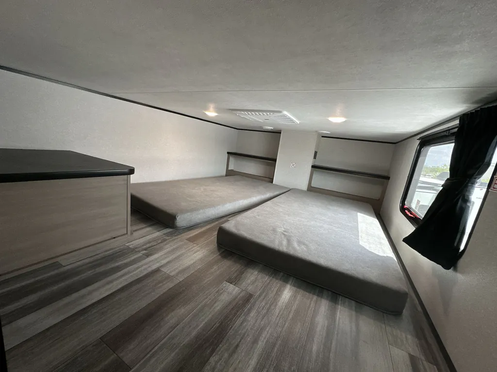 2026 Jayco Jay Flight Bungalow 404LOFT DS, Photos photo 13