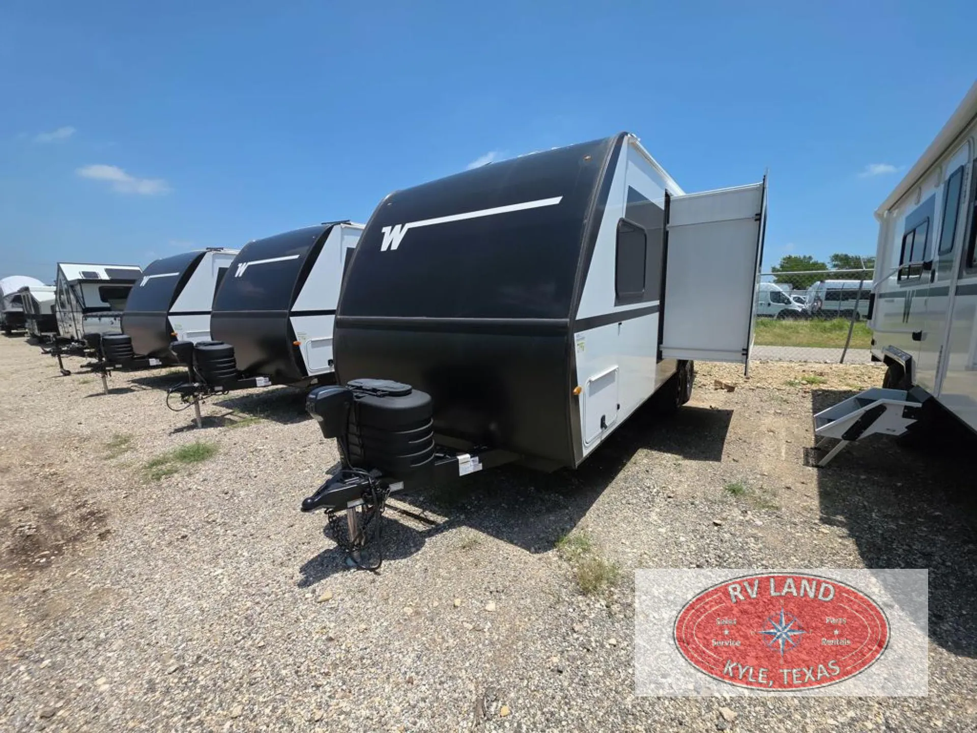 2026 Winnebago Micro Minnie 2200TBH - Photo 4