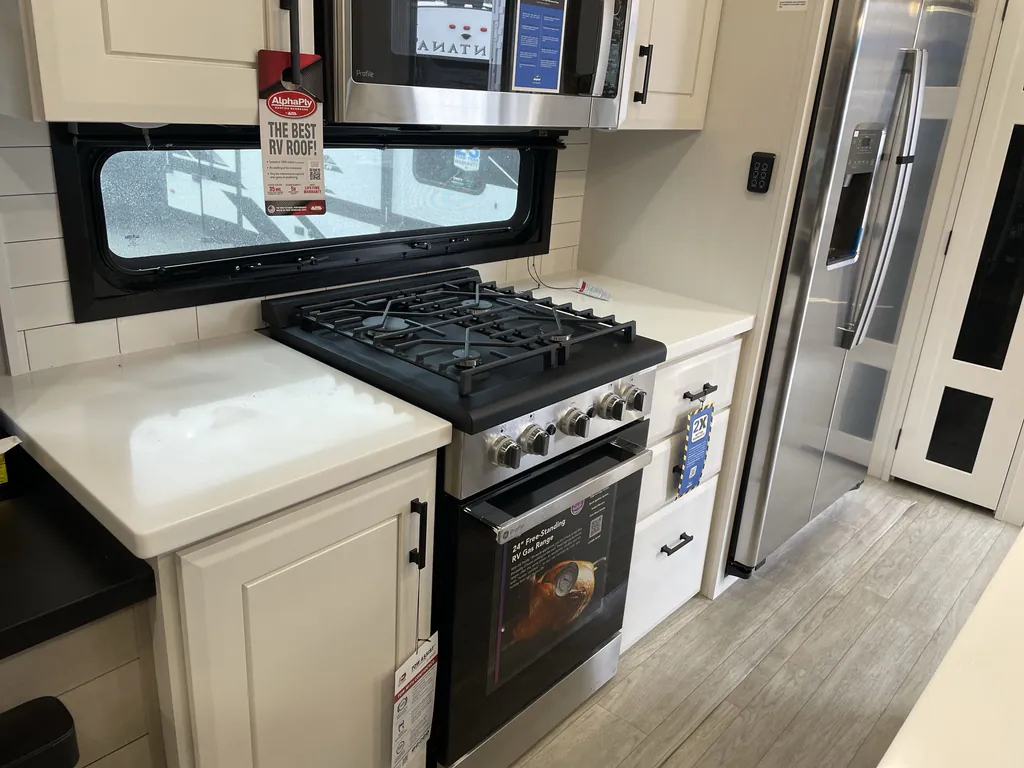 2026 Jayco Pinnacle 36FBTS, Photos photo 5
