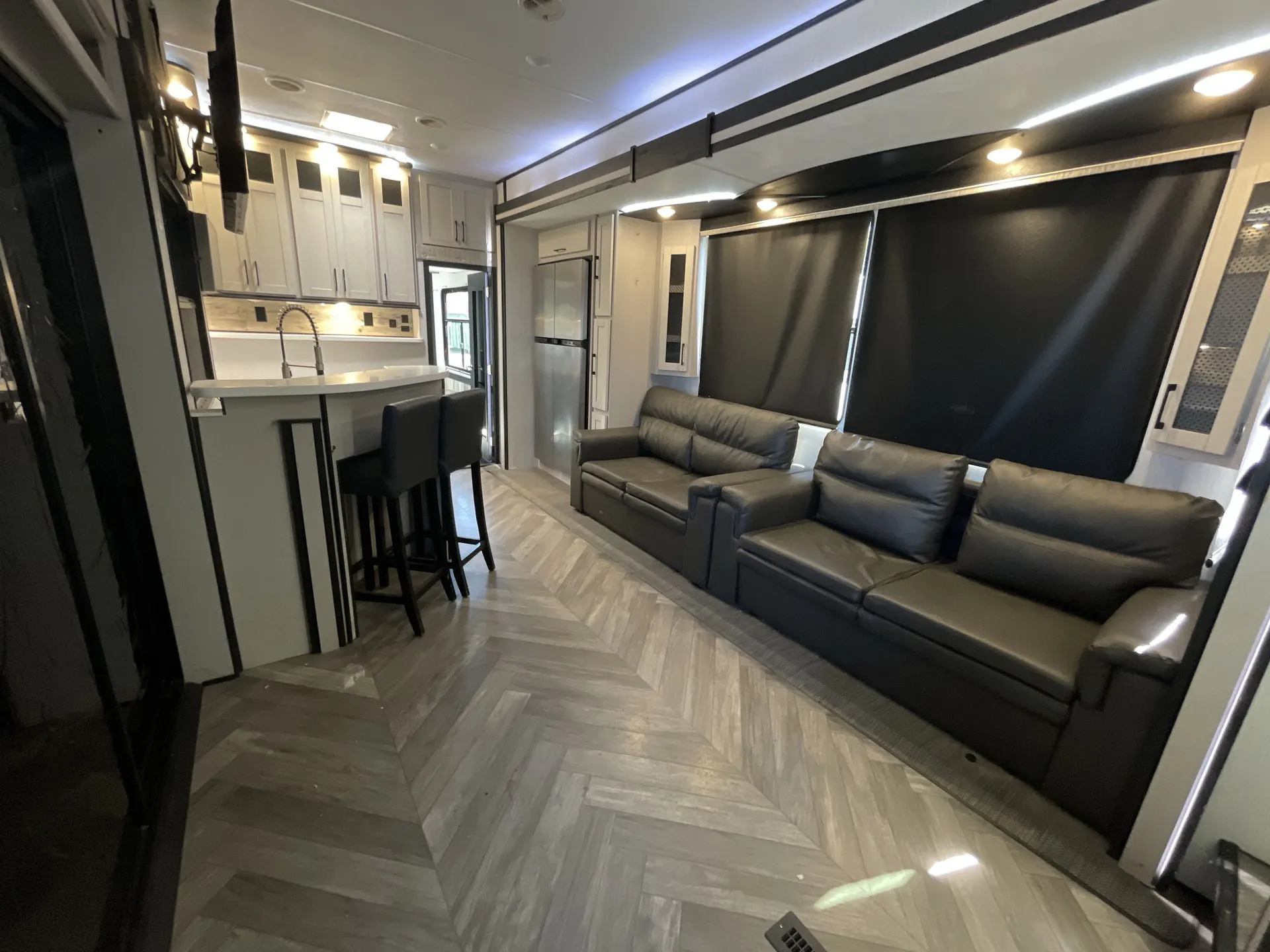 2021 Heartland Cyclone CY 4270 — living area main