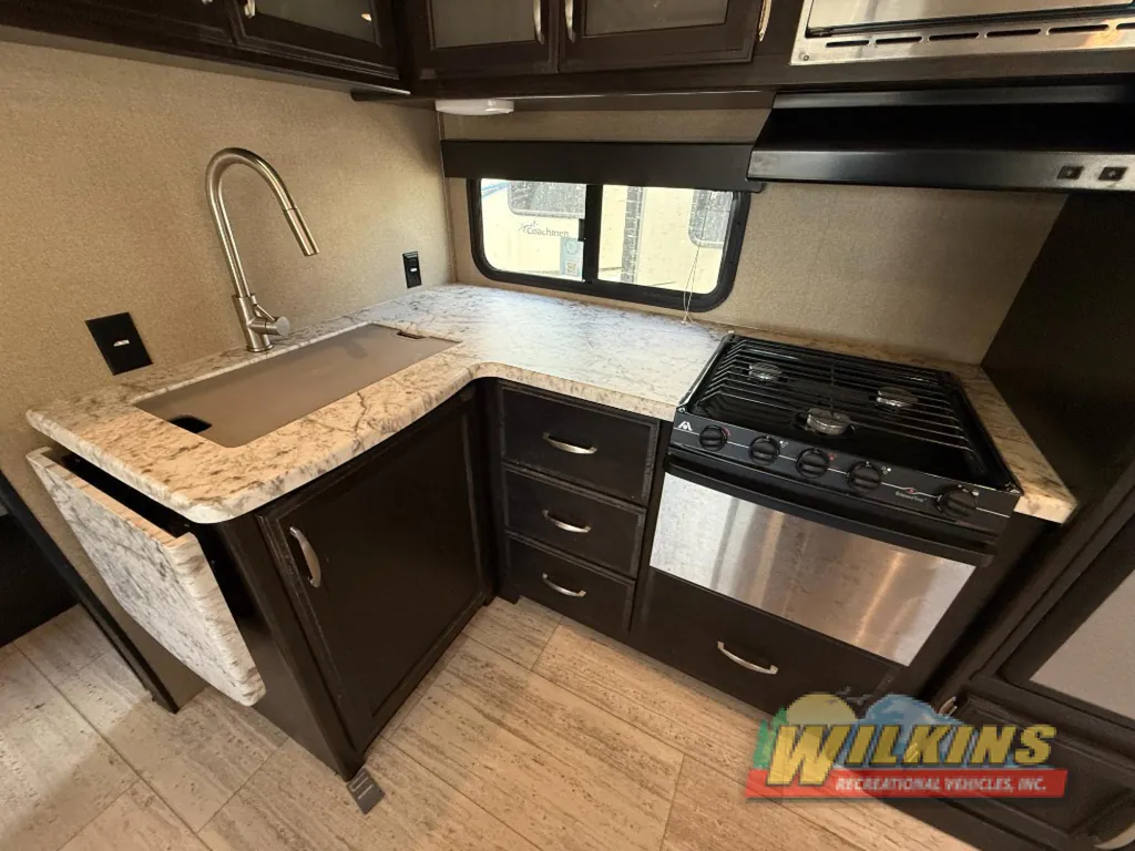 2018 Grand Design Imagine 2800BH, Photos photo 14