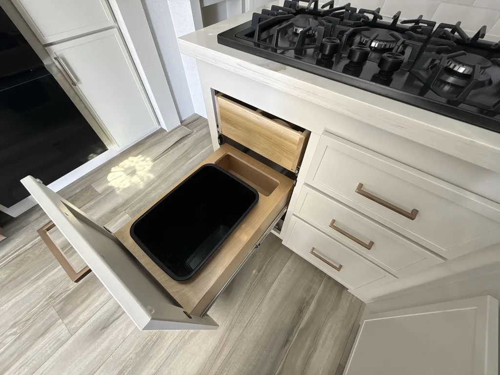 2026 Brinkley Model I 294, Photos photo 23