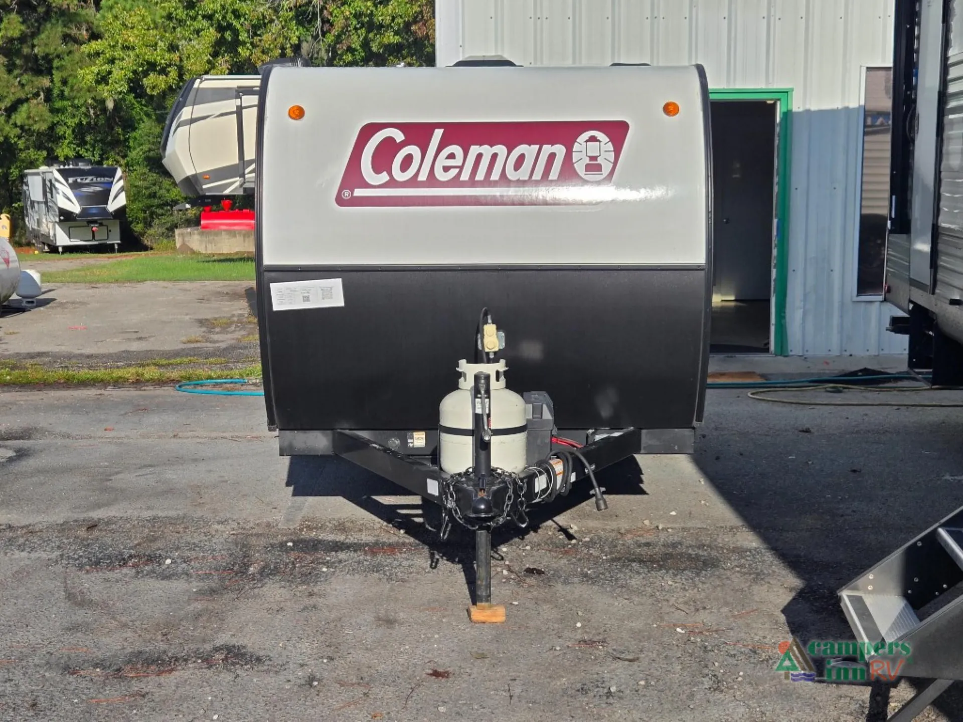 2024 Dutchmen Coleman Rubicon 1200 Series 1400BH - Photo 3