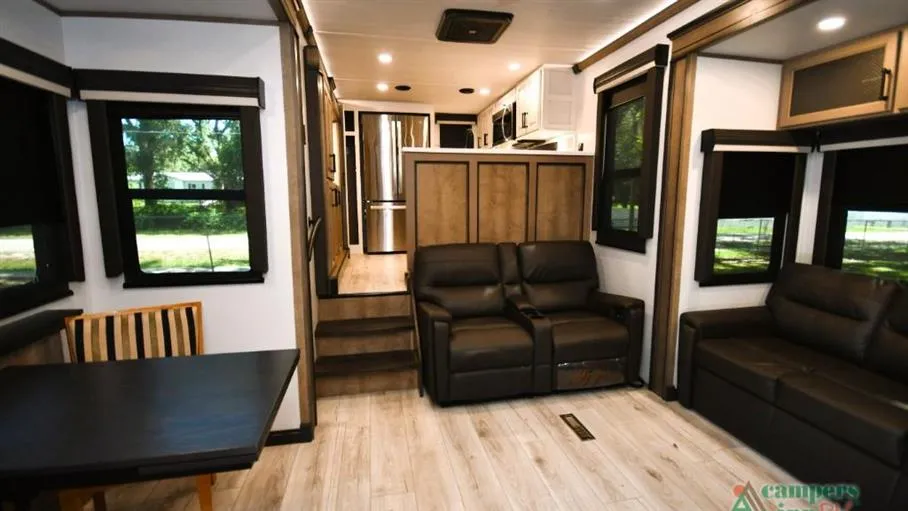 2024 Keystone Montana 3901RK, Photos photo 10