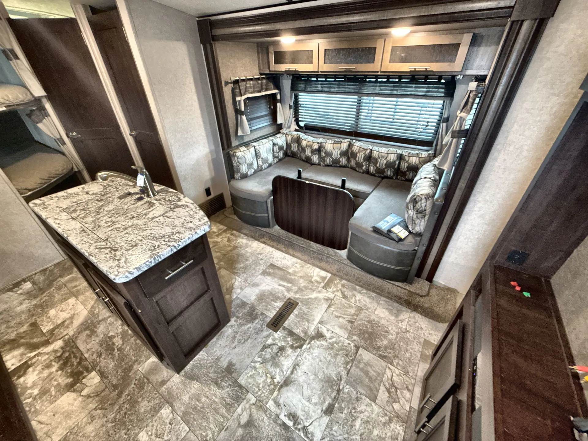 2018 Forest River Surveyor 247BHDS — living area main