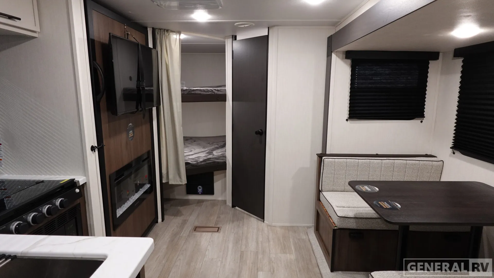 2026 Prime Time RV Avenger 23BHS - Photo 3
