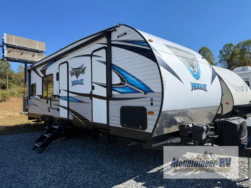 2019 Forest River Vengeance Rogue 25V - Photo 3