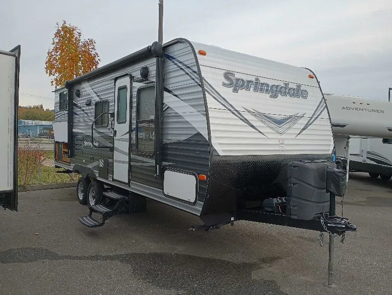 2018 Keystone Springdale 220BHWE dealer photo 1 from RV Country