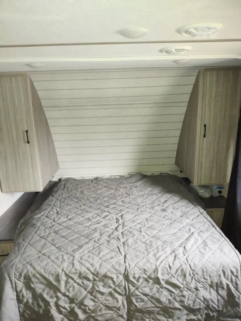 2021 Keystone Passport SL Series 221BH - Photo 4